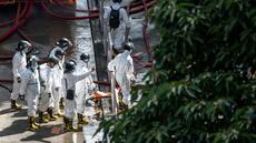 Incendie de Hong Kong: 151 morts, les autorités disent sévir contre la désinformation en ligne