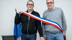 Une mairie, deux maires: Au quotidien, on gère la commune en duo