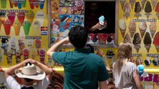 Santé: le réchauffement climatique associé à une consommation accrue de boissons sucrées et de glaces aux Etats-Unis