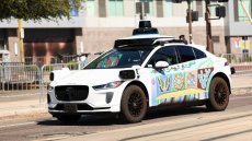 Les robotaxis Waymo vont livrer des repas pour Doordash aux Etats-Unis