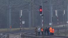 Deux Ukrainiens au service de Moscou soupçonnés du sabotage d'une voie ferrée en Pologne