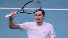 Coupe Davis: Zverev bat Cerundolo, double décisif entre l'Allemagne et l'Argentine