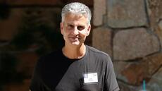 Le groupe Disney choisit Josh D'Amaro, responsable des parcs d'attractions, comme futur patron