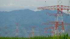 Les tensions commerciales entre Colombie et Equateur montent d'un cran, menaces sur l'énergie