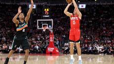 NBA: San Antonio se saborde à Houston, Wembanyama maladroit