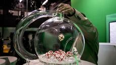 2,1 Top boules! La FDJ ouvre pour la première fois au public les studios du Loto