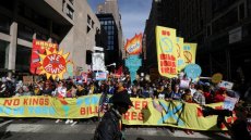 Nous défendons l'Amérique!: à New York, la colère contre Trump