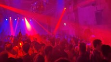Berlin, la vie nocturne teste sa résilience face au déclin