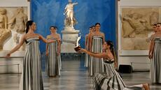 JO d'hiver 2026: le relais de la flamme olympique a débuté à Olympie, en Grèce