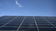 A l'Assemblée, un moratoire sur les éoliennes et panneaux solaires sème la zizanie
