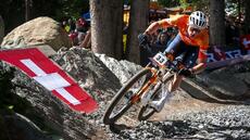 Mondiaux-2026 de VTT: Van der Poel à l'assaut du dernier sommet qui lui résiste
