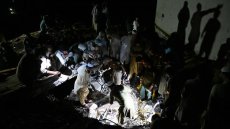 Au Pakistan, la recherche des disparus de la mousson, à la lueur des téléphones