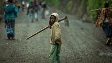 Dans l'est de la RDC, la dure vie des forçats de la terre