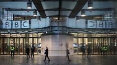 Trump veut réclamer jusqu'à 5 milliards de dollars à la BBC