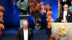 Pour le Nobel de physique 2025, l'ordinateur quantique n'en est qu'à ses balbutiements