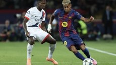 Ligue des champions: Lamine Yamal vs Nuno Mendes, génial duel au coeur de Barça/PSG
