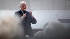 Législative partielle: Barnier annonce sa candidature dans la 2e circonscription de Paris