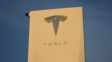 Musk promis à un pactole dépassant 1.000 milliards de dollars s'il mène Tesla au triomphe