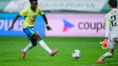 Foot: le Brésil écrase la Corée du Sud, avec un doublé de la pépite Estevao