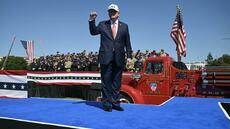 A Dallas, Trump mise sur sa personne pour sauver les élections de mi-mandat