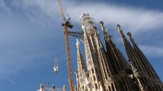 La Sagrada Familia de Barcelone, l'église la plus haute du monde, culmine désormais à 172,5m