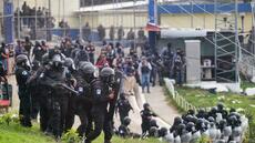 Le président du Guatemala déclare l'état de siège après des meurtres de policiers par des gangs