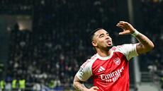 Ligue des champions: Arsenal file en 8e, City et le Paris SG chutent