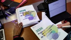 Budgets 2026 : PS et gouvernement progressent dans leurs accords, la discussion sur les retraites démarre