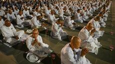 La Thaïlande accuse le Cambodge, qui nie, d'avoir violé le cessez-le-feu