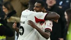 Angleterre: Chelsea accroche Arsenal, Liverpool et Isak revivent