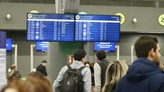 Grèce: démission du chef de l'aviation civile après une panne majeure dans l'espace aérien