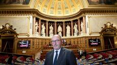 Le gouvernement entretient le flou sur son soutien à la nouvelle loi Duplomb