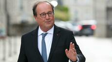 Hollande continue de décliner la primaire et table sur un moment de vérité en décembre