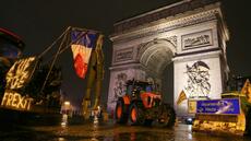 Des tracteurs au coeur de Paris, une action pas acceptable pour le gouvernement