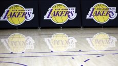 NBA: les Lakers vont être vendus pour un montant record de 10 milliards de dollars (ESPN)