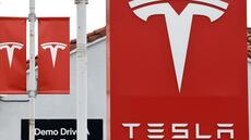 Tesla rappelle 3 millions de véhicules en Chine pour des poignées de porte