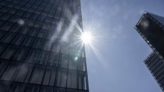Electricité: les heures creuses évoluent pour mieux profiter du soleil