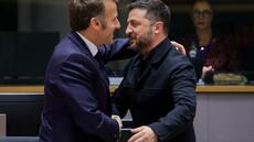 Zelensky à Paris en vue d'un accord majeur pour défendre le ciel ukrainien