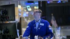 Wall Street clôture en hausse, soutenue par le repli du pétrole