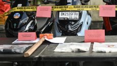 Meutre d'un Australien à Bali: trois suspects arrêtés qui risquent la peine de mort, selon la police
