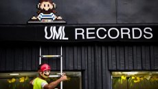 Le street artiste In the Woup, des vieux Mario aux mosaïques urbaines