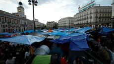 Crise du logement en Espagne: accord pour que la retraitée expulsée rentre chez elle, selon son avocat