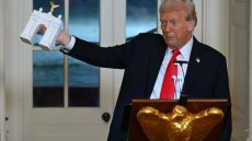 Donald Trump organise un dîner pour les riches donateurs de sa salle de bal