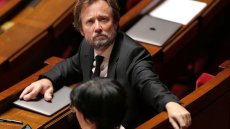 Le PS a déposé sa motion de censure contre François Bayrou