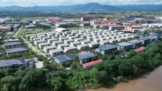 Plus de 600 personnes fuient vers la Thaïlande, après un raid sur un centre de cyberfraude en Birmanie
