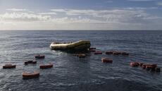 Des ONG critiquent le blocus naval italien contre les migrants