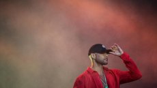 Le rappeur Booba en garde à vue, après une plainte pour harcèlement de Gims