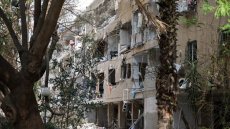 Réveil au milieu des décombres en Israël après des tirs de missiles iraniens
