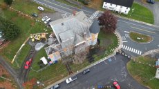 Autrefois symbole d'unité, une bibliothèque canado-américaine s'adapte à l'ère Trump
