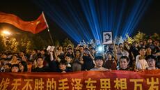 Vive Mao!: 50 ans après sa mort, le père de la Chine populaire inspire encore